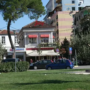 https://jolly-tirana.hotels-in-tirana.com